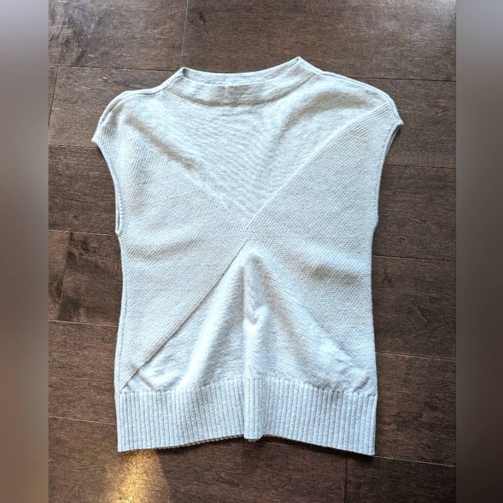 Club Monaco boat neck sweater tank